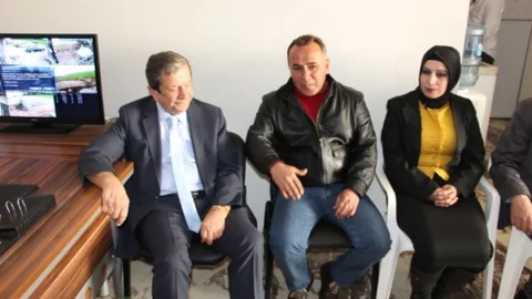 Eski Devlet Bakanı Yıldırım Seçim Çalışmalarına Devam Ediyor