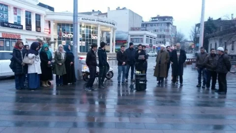 Sakaryalı Gençler Sabah Namazında Buluşup 28 Şubat'ı Protesto Ettiler