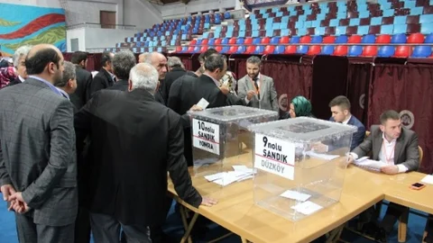 AK Parti Trabzon'da Temayül Yoklaması