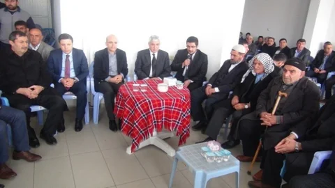 Maliye Bakanı Mehmet Şimşek Amcasına Taziye Ziyaretinde Bulundu