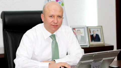 Kocasinan Belediye Başkanı Çolakbayrakdar'ın İlk Meclisi