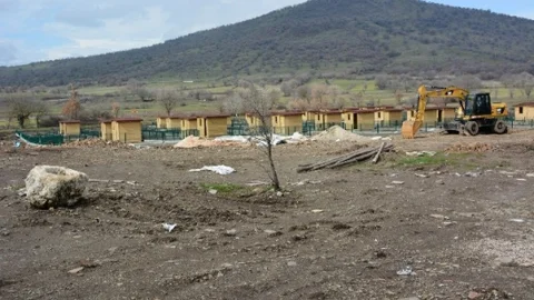 Yunusemre Belediyesi Ortaköy'ü Spor Ve Turizm Merkezi Yapacak