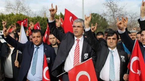 Ülkü Ocakları'ndan ‘Vatanına Sahip Çık' Mitingi