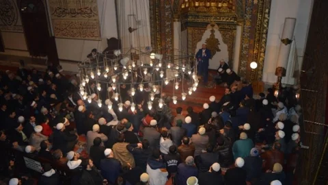 Merhum Necmettin Erbakan İçin Ölümünün 4. Yılında Ulu Cami'de Mevlit Okutuldu