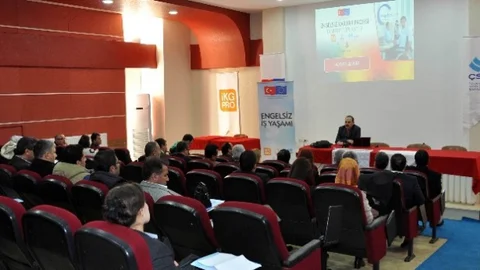 Neü'de Engelsiz İş Yaşamı Projesi Çalıştayı Yapıldı