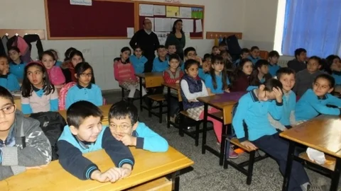 Burhaniye'de Öğrencilere Trafikte Saygı Dersi