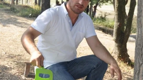 Aydınlatma Direğine Çarpan Sürücü Hayatını Kaybetti