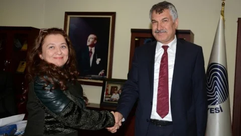 Karalar'dan Hekimlere Destek