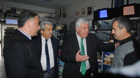 Mutlu'dan Çeşmeli Esnafa Destek Sözü