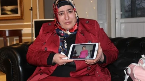 (Özel Haber) Gözü Yaşlı Anne Dört Yıldır Kayıp Kızını Arıyor