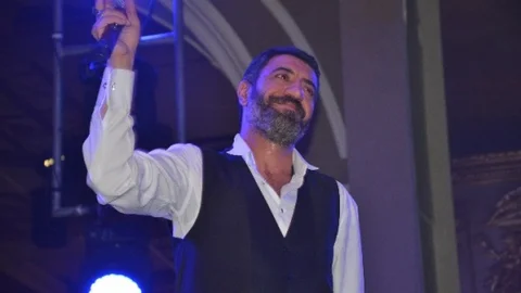 Altun O Şarkının Hikayesini Anlattı