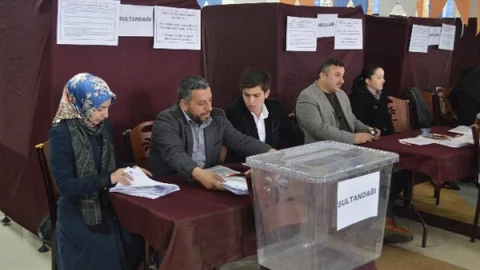 AK Parti Afyonkarahisar İl Teşkilatı'nda Temayül Heyecanı