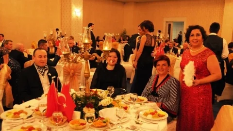 Süleymanpaşa Belediyesi Başkan Yardımcısı Gülferah Güral Yardımseverlerle Buluştu