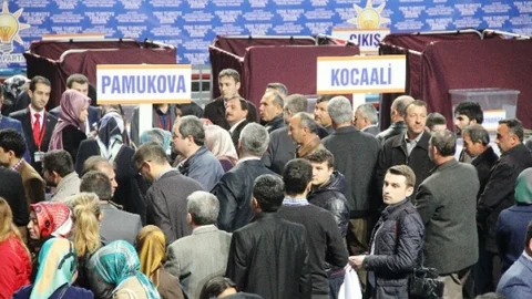 AK Parti Sakarya İl Başkanlığı'nda Temayül Yoklaması