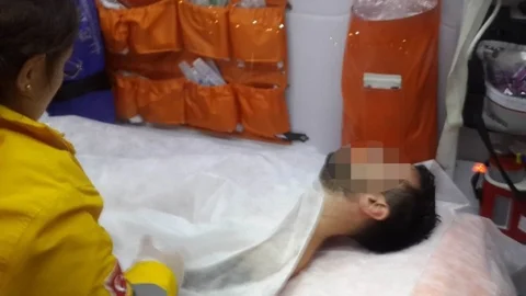 Bunalıma Giren Genç Denizde İntihara Kalkıştı