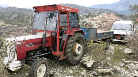 İbradı Belediyesi Ekonomik Ömrünü Tamamlamış Araçları Hurdaya Ayırdı