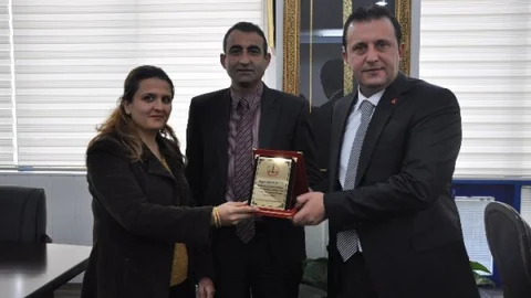 Başkan Soylu'ya Teşekkür Plaketi