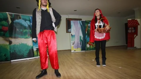 Bayraklı'da Çocuklar Tiyatro İle Buluşuyor