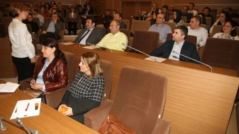 Büyükşehir'den “Nezaket Ve Protokol Kuralları” Semineri