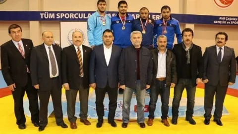 Milli Güreşçi Dedesinin Yolunda