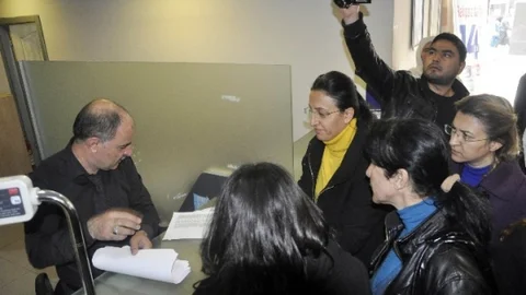 Kadınlar Resmi Tatil İstedi Erkekler Tepki Gösterdi