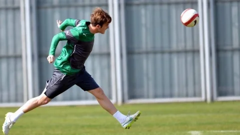 Timsah Ara Vermeden Çalıştı