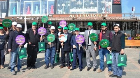 Yeşilay Tekirdağ Şube Başkanı Şener Çelikayar ''20 Milyon Kişiye Ulaşmak İçin Var Gücümüzle Çalışıyoruz''