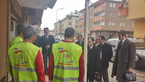 Kamu Yararına Çalışarak Cezalarını Çekıyorlar