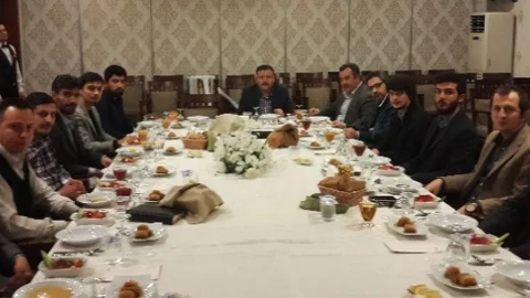 DÜşünce Koçu Münir Arıkan Gençlerle Başbaşa