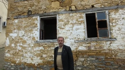 Ağacık'daki Tarihi Bina İlgi Bekliyor