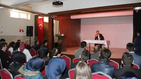 Kaymakam Zengin Kariyer Günlerinin Konuğu Oldu