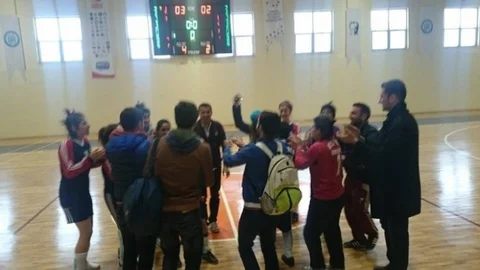 Beü Bayan Futsal Takımı Ksü'yü 3-2 Mağlup Etti