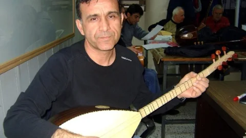 Aydın'da Bağlama Kursuna Yoğun İlgi