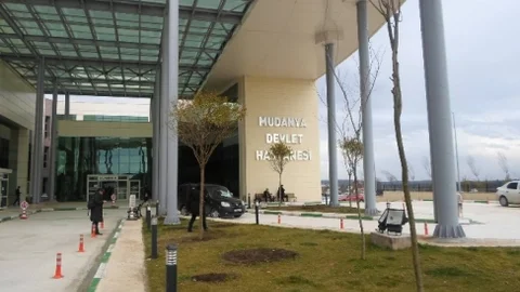 Bursa'da Hastanenin Giriş Kapısı Kantin İçin Değiştirildi