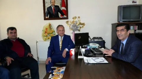 Osman Özet'den Gölbaşı Teşkilatınına ‘Teşekkür' Ziyareti