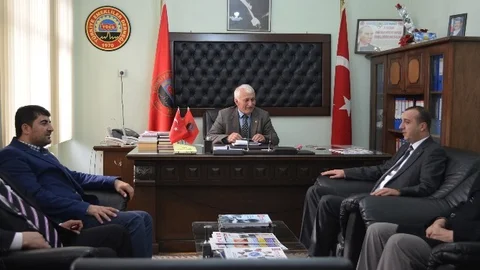 MHP Battalgazi İlçe Başkanlığı'ndan Emekliler Derneği'ne Ziyaret
