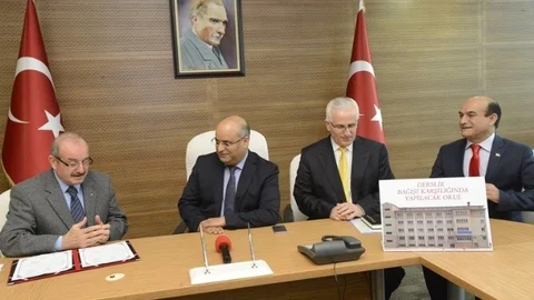 Hayırseverler Ortaokulu'na Destek Devam Ediyor