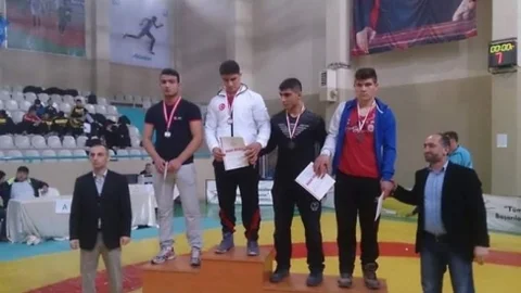 Şampiyon Güreşçiler Türkiye Şampiyonasına Hazırlanıyorlar