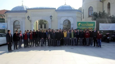 Öğenciler Seçecekleri Üniversiteleri Tanıyor