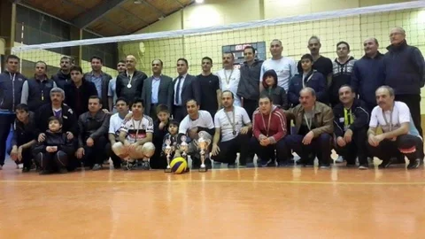 Beyşehir'de Öğretmenler Arası Voleybol Turnuvası Sona Erdi
