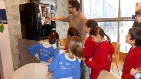 DÜş Bahçesi Speaking Cafe'de