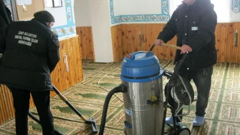 İzmit'te İbadethane Temizlikleri 6 Yıldır Devam Ediyor