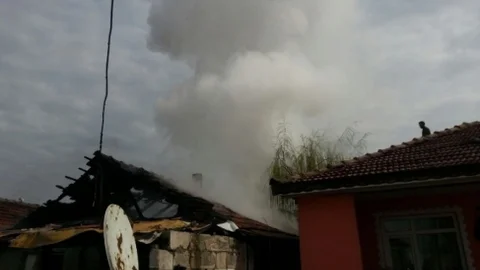 Düzce'nin Ağa Mahallesinde Yangın
