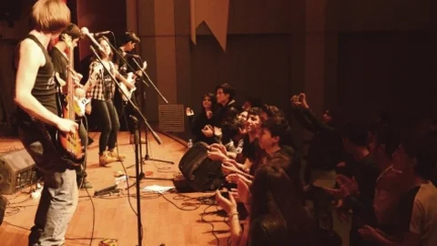 Denizli Bbsk'lı Futbolcular Konserde Stres Attı