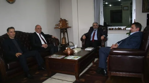 AK Parti Aday Adayı Küçük'ten Tesob Başkanı Kara'ya Ziyaret