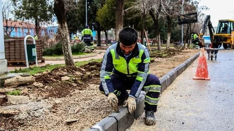 Şehitkamil Parklarında Bahar Hazırlığı