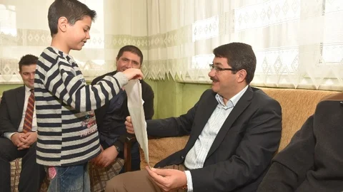 Başkan Çelik'ten Ev Ziyareti