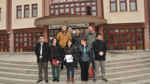 Eğitim-Sen'den ‘Kürtçe Oyun' Açıklaması