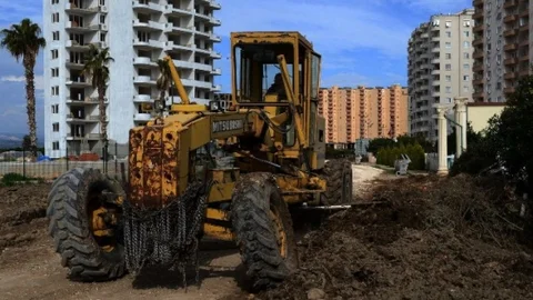 Mersin Büyükşehir Belediyesi Erdemli'yi Bakıma Aldı