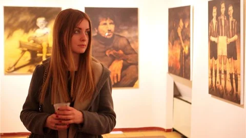 Atina'da ''Çizgilerle Dostluk'' sergisi